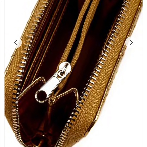 Mini Gold Wallet - Picture 3 of 7